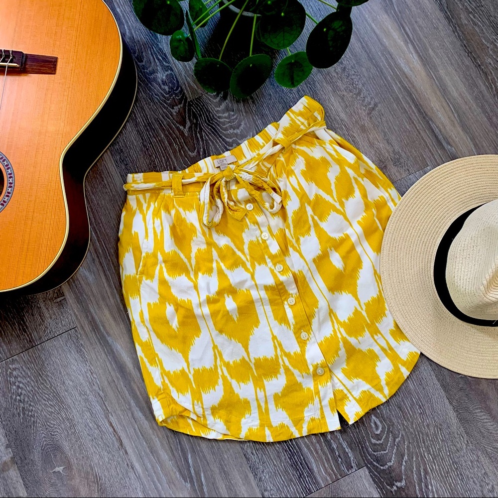 Ann Taylor LOFT patterned skirt